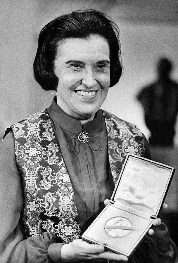 Rosalyn Yalow, 1977